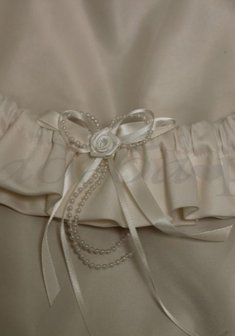 Подвязка жемчужина-К105019