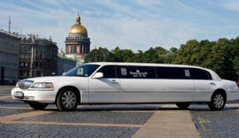 Свадебный лимузин Lincoln Limousine Towncar № И3042, белый