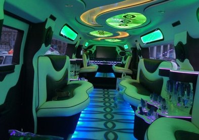 Лимузин на свадьбу № Л4133 - Транспортная компания Лимо Питер