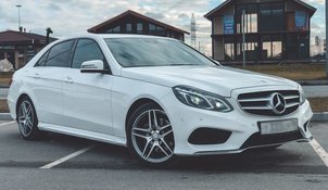 Автомобиль на свадьбу R5853