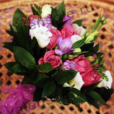 Букет V3744 - Салон цветов Valensole