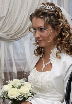 Cвадебная прическа Л14178 с распущенными волосами