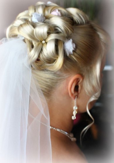 Прическа на свадьбу И13416 - Стилист-визажист Ирина Лесовская