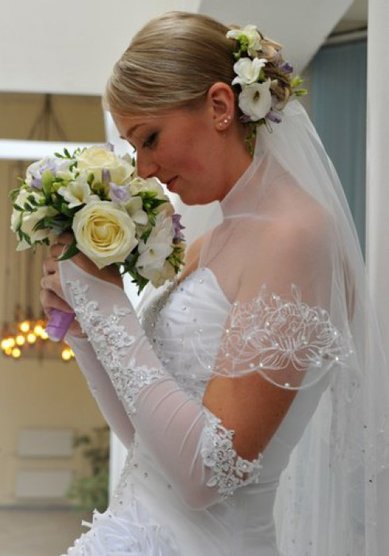 Прическа на свадьбу К15658 - Свадебный салон красоты Камелия