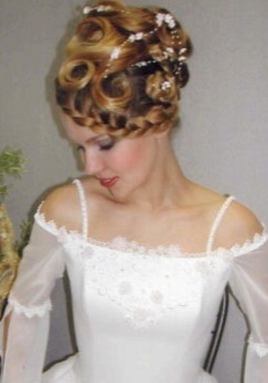 Свадебная прическа D20933 - Стилист-визажист Дарья Молодцова