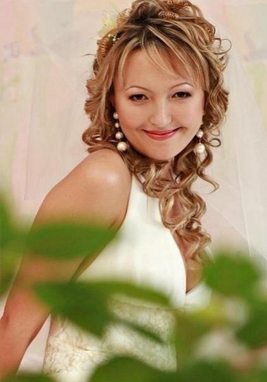 Прическа на свадьбу D20934 - Стилист-визажист Дарья Молодцова