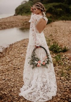 Свадебное платье Игриид-O33897. С прямой юбкой, длинное без шлейфа.