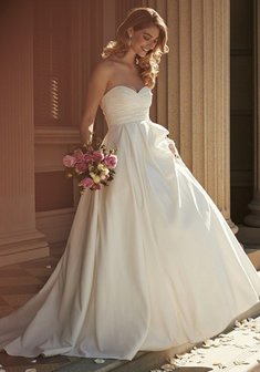 Свадебное платье Orsa-O33898. А-силуэт, длинное со шлейфом.