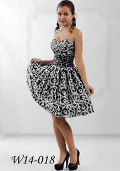 Вечернее платье 14-018-A37465. С пышной юбкой, короткое без шлейфа.