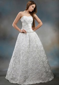 Свадебное платье Роззи-A38304. А-силуэт, длинное без шлейфа.