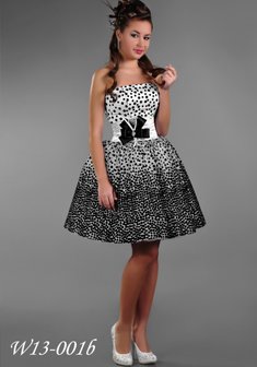 Вечернее платье Конфетти-A41483. С пышной юбкой, короткое без шлейфа.