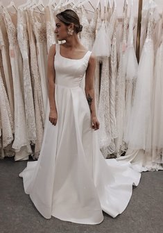 Свадебное платье Севилия-O44136. А-силуэт, длинное со шлейфом.