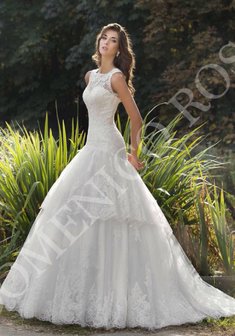 Свадебное платье Макарена-A49718. С пышной юбкой, длинное со шлейфом.