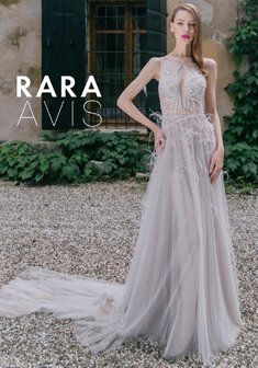 Свадебное платье Adely-С61311. С прямой юбкой, длинное со шлейфом.