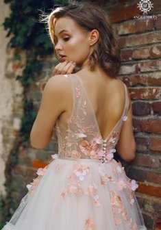 Свадебное платье LIS-С64295. С пышной юбкой, длинное со шлейфом.