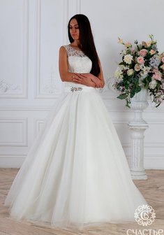 Свадебное платье 15-135-С65041. С пышной юбкой, длинное без шлейфа.