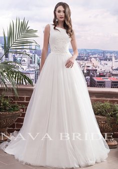 Свадебное платье Emilia-М66934. С пышной юбкой, длинное со шлейфом.