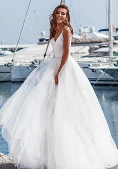 Свадебное платье Romantic Dream от Katty Shved-М66950. С пышной юбкой, длинное со шлейфом.