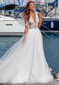 Свадебное платье Sky от Katty Shved-М66953. С пышной юбкой, длинное со шлейфом.