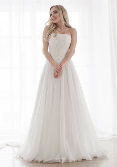 Свадебное платье Лучия-М66975. А-силуэт, длинное без шлейфа.