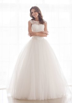 Свадебное платье Рубиния-М66982. С пышной юбкой, длинное без шлейфа.