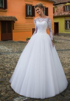 Свадебное платье Ахавния-М67869. С пышной юбкой, длинное со шлейфом.