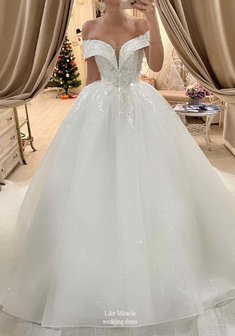 Свадебное платье Elsa-L68851. С пышной юбкой, длинное со шлейфом.