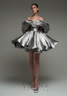 Вечернее платье Рафаэлла Грей-V69829. С пышной юбкой, короткое без шлейфа.