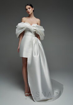 Свадебное платье Зендая Вайт + Хвост-V70230. С прямой юбкой, короткое со шлейфом.