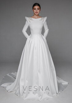 Свадебное платье Энжил-V70276. А-силуэт, длинное со шлейфом.