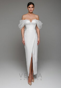 Свадебное платье Бриджид Вайт-V70299. С прямой юбкой, длинное без шлейфа.