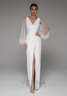 Свадебное платье Моника-V70320. С прямой юбкой, длинное без шлейфа.