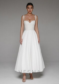 Свадебное платье Аура-V70326. А-силуэт, длинное без шлейфа.