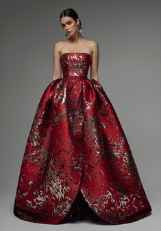 Вечернее платье Пайпер Шанхай Рэд + Шлейф-V70357. С пышной юбкой, длинное со шлейфом.