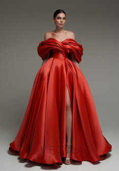 Вечернее платье Даниэла Руж-V70389. С пышной юбкой, длинное со шлейфом.