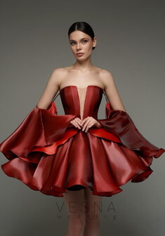 Вечернее платье Тильда Бордо-V70390. С пышной юбкой, короткое без шлейфа.