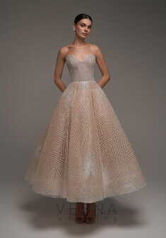 Вечернее платье Марион-V70438. А-силуэт, длинное без шлейфа.