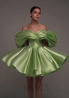 Вечернее платье Рафаэлла Грин Перл-V70462. С пышной юбкой, короткое без шлейфа.