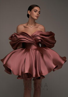 Вечернее платье Рафаэлла Чайная Роза-V70465. С пышной юбкой, короткое без шлейфа.