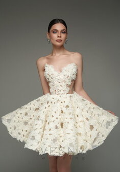 Вечернее платье Прим-V70490. С пышной юбкой, короткое без шлейфа.