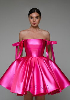 Вечернее платье Ника Пинк-V70541. С пышной юбкой, короткое без шлейфа.