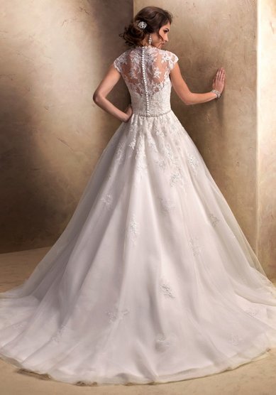 Свадебное платье Windsor (19823)-И34407 - Салон свадебной и вечерней моды Интерстиль