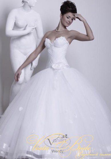 Свадебное платье WENDI-V31885 - Свадебный салон VESTA-BRIDE