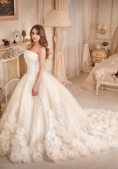 Свадебное платье 28-001-V42582 - Свадебный салон VESTA-BRIDE