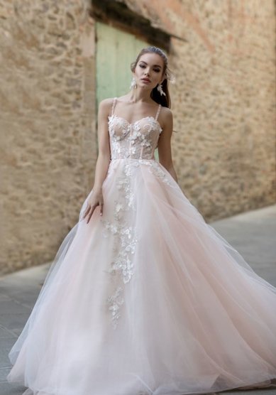 Свадебное платье Whiriling Butterflies-M67836 - Свадебный салон Milano Vera