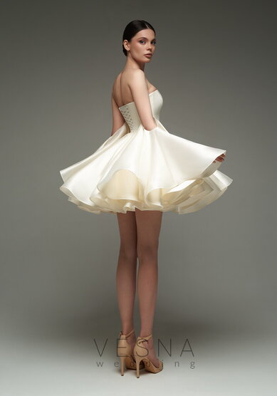 Свадебное платье Эйприл крем-V69824 - Свадебный салон Vesna