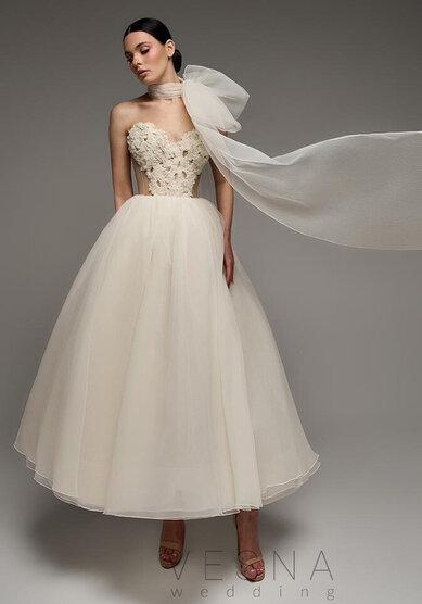 Свадебное платье Прим Миди Крем + Шарф-V70035 - Свадебный салон Vesna