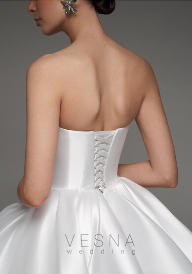 Свадебное платье Ника Силк Вайт Классик-V70238 - Свадебный салон Vesna