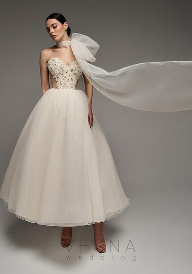 Вечернее платье Прим Миди Крем + Шарф-V70338 - Свадебный салон Vesna