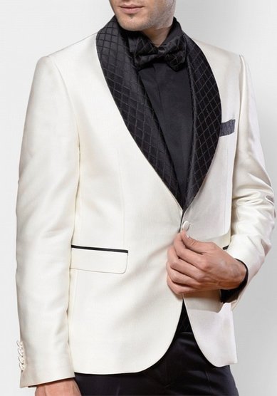 Свадебный мужской костюм Белый смокинг Хемингуэй-M3511 - Салон костюмов Manzetti в Санкт-Петербурге...